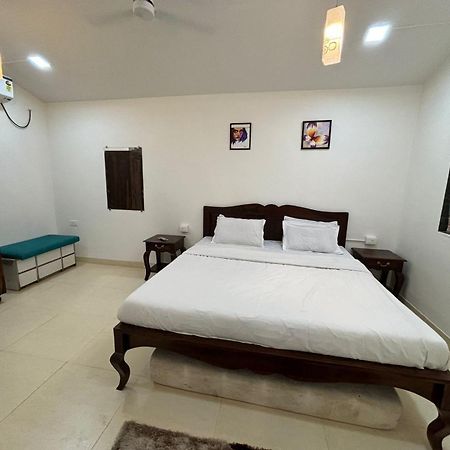 Villa Ll Golden Leaf Ll 3Bhk Ll Ac Ll Lonavala Esterno foto